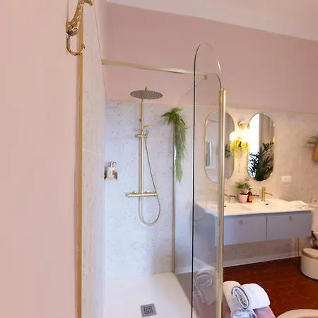 Hey Cherie ! De Luxe Jacuzzi Sea View