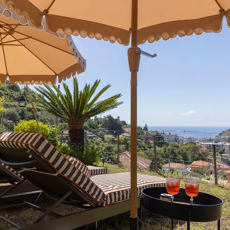 فندق مبيت وإفطار Hey Cherie ! De Luxe Jacuzzi Sea View